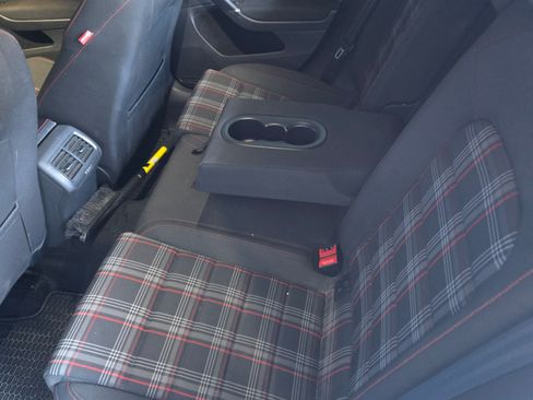 Used 2019 Volkswagen GTI Rabbit Edition image 8