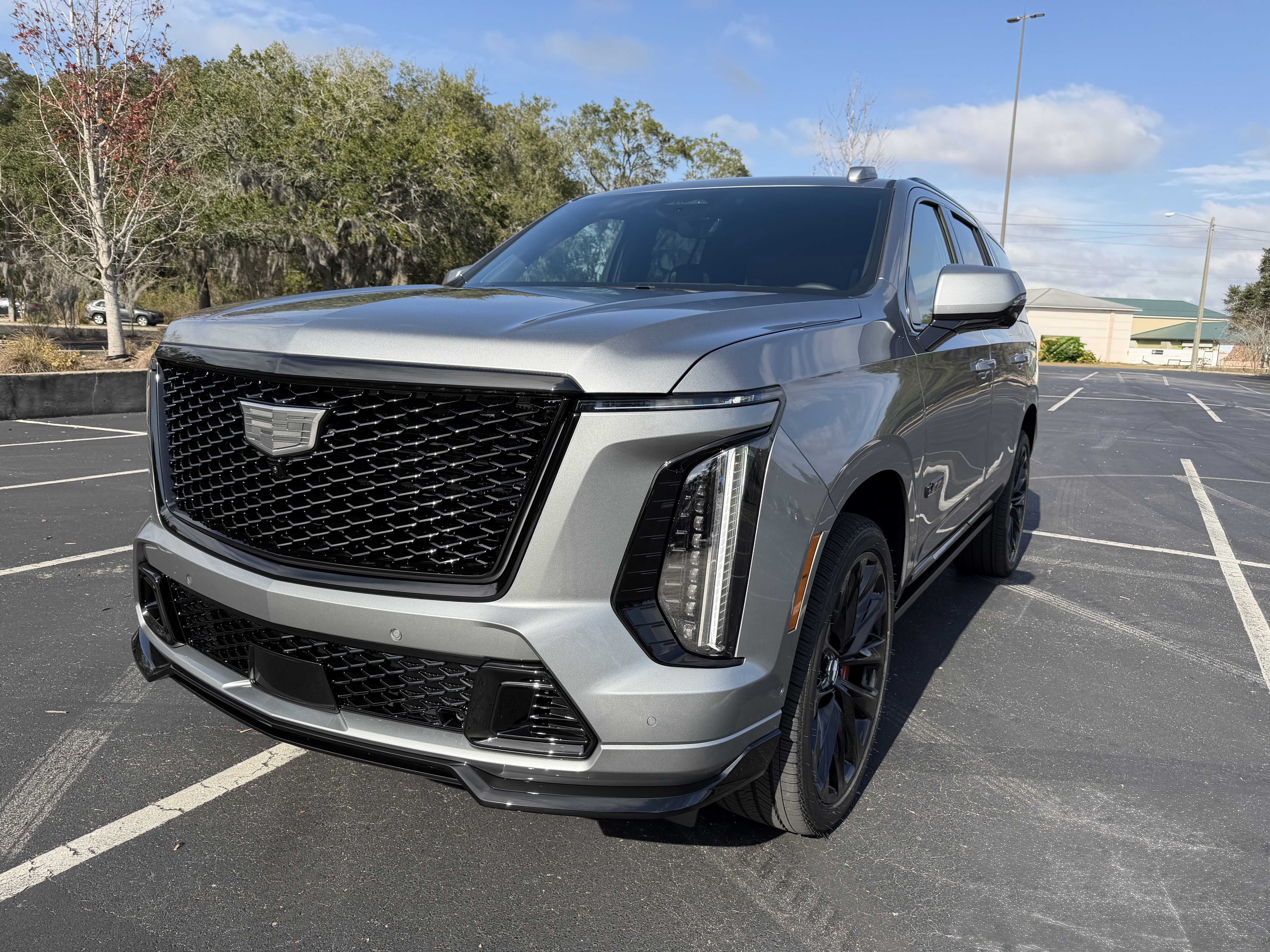 Used 2026 Cadillac Escalade V w/ LPO, ONYX Package AWD/4WD image 1