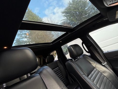 Used 2020 Jeep Grand Cherokee Limited X image 19