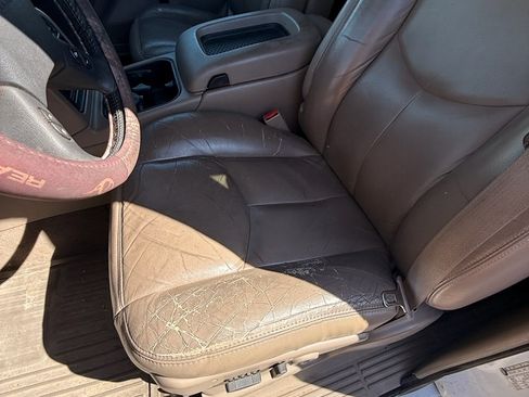 Used 2004 GMC Sierra 1500 SLT w/ Light Duty Power Package image 11