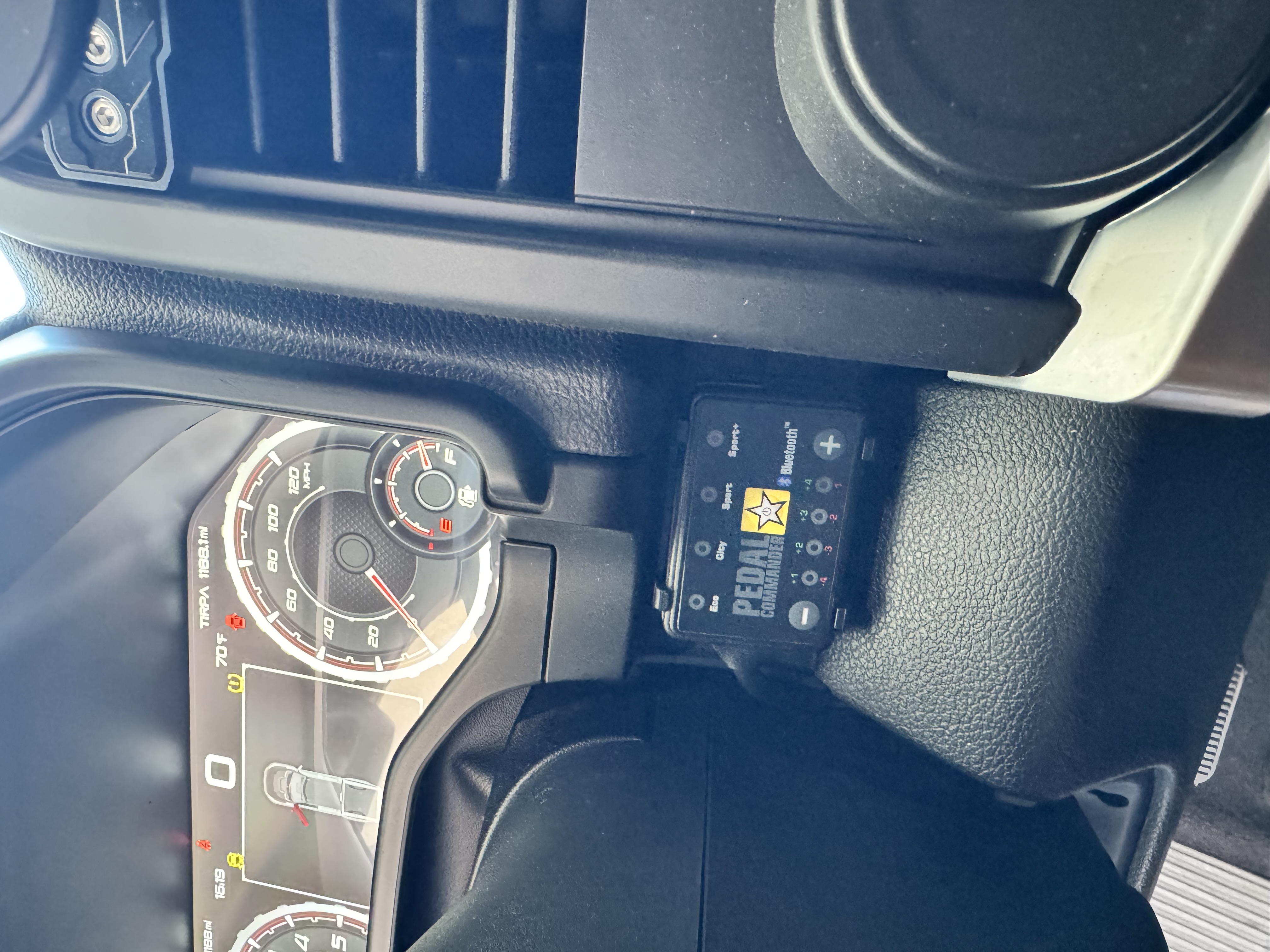 Used 2015 Ford F150 XLT w/ Equipment Group 301A Mid AWD/4WD image 15