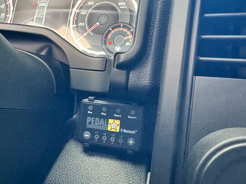 Used 2015 Ford F150 XLT w/ Equipment Group 301A Mid AWD/4WD image 15