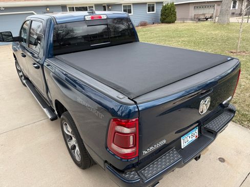 Used 2023 RAM 1500 Laramie image 8