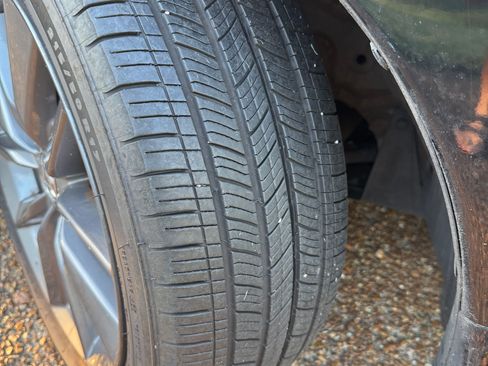 Used 2019 Honda Civic EX image 25