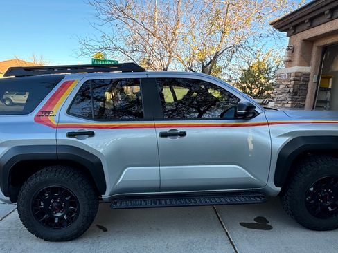 Used 2025 Toyota 4Runner 4WD image 1