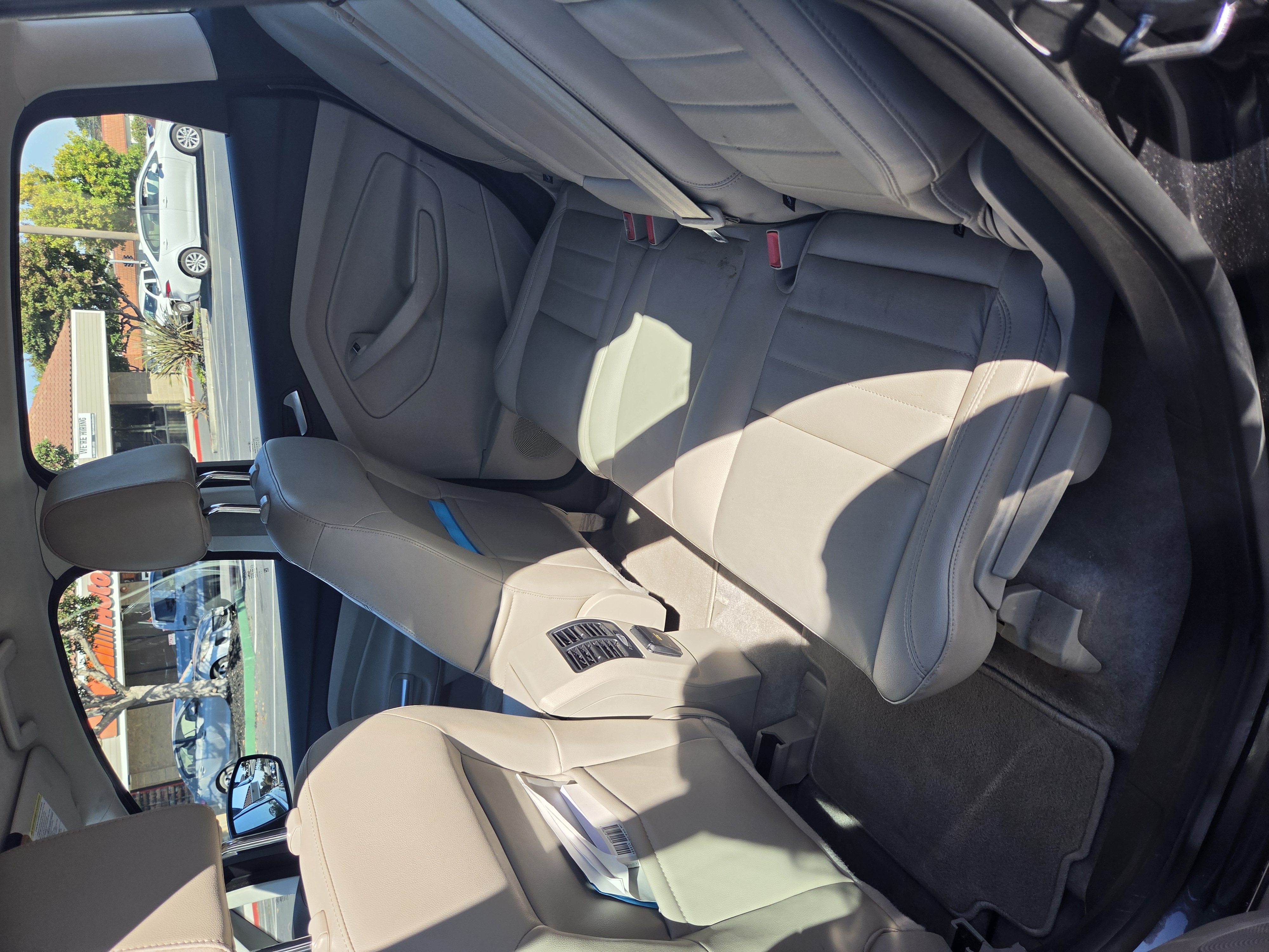 Used 2015 Ford C-MAX Energi SEL FWD image 10