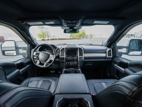 Used 2018 Ford F250 Platinum w/ Platinum Ultimate Package image 27