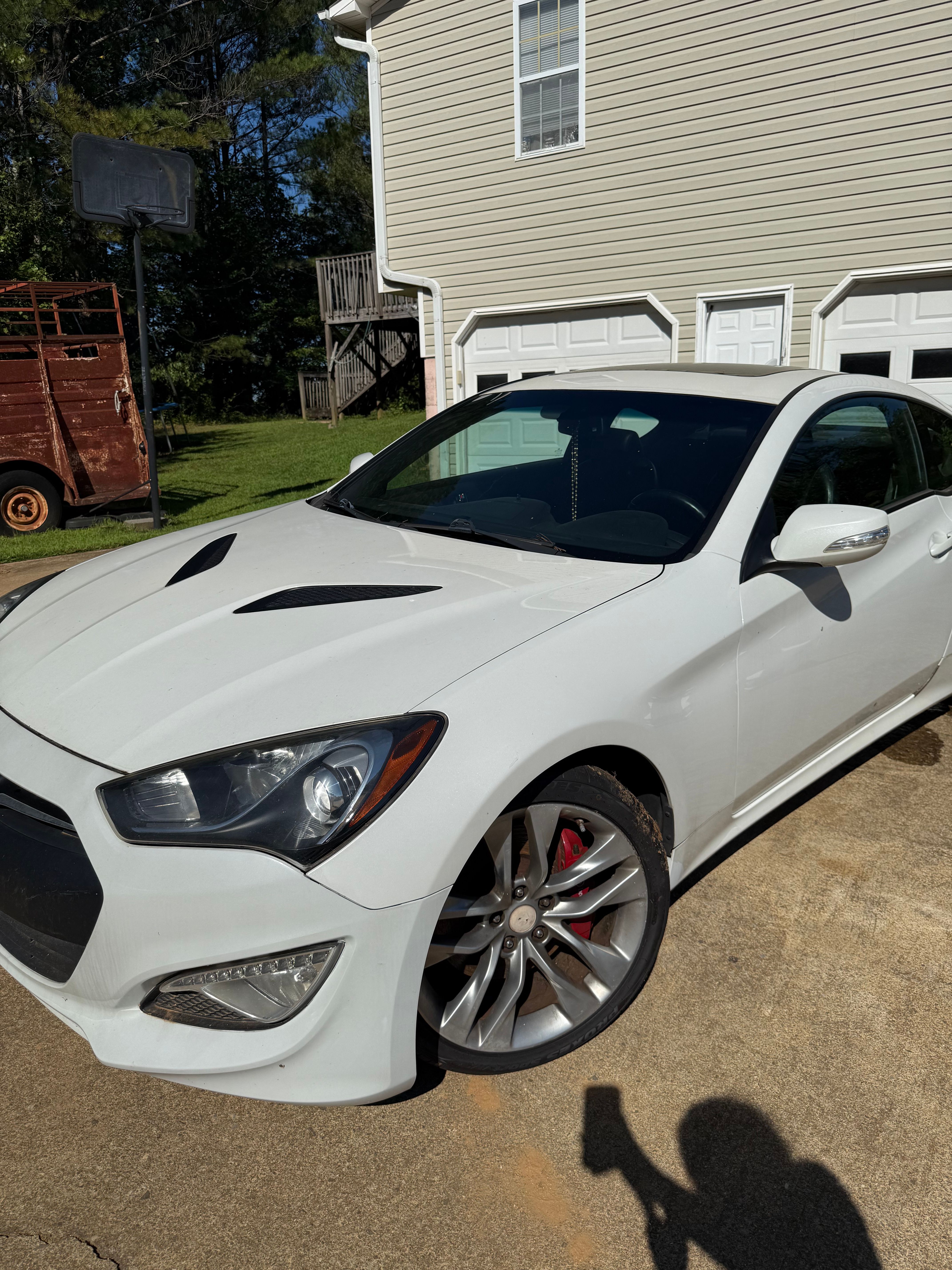 Used 2013 Hyundai Genesis 3.8 RWD image 1