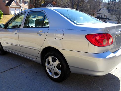Used 2006 Toyota Corolla CE image 4