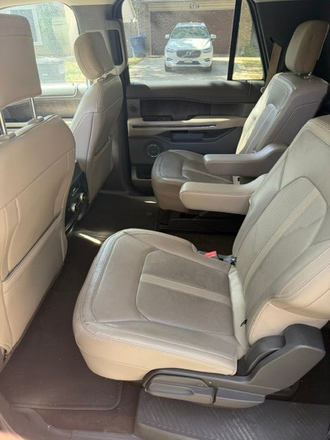 Used 2019 Ford Expedition Max Limited RWD image 8
