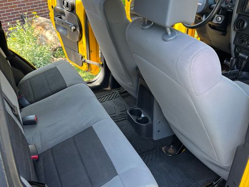 Used 2008 Jeep Wrangler Unlimited X AWD/4WD image 13