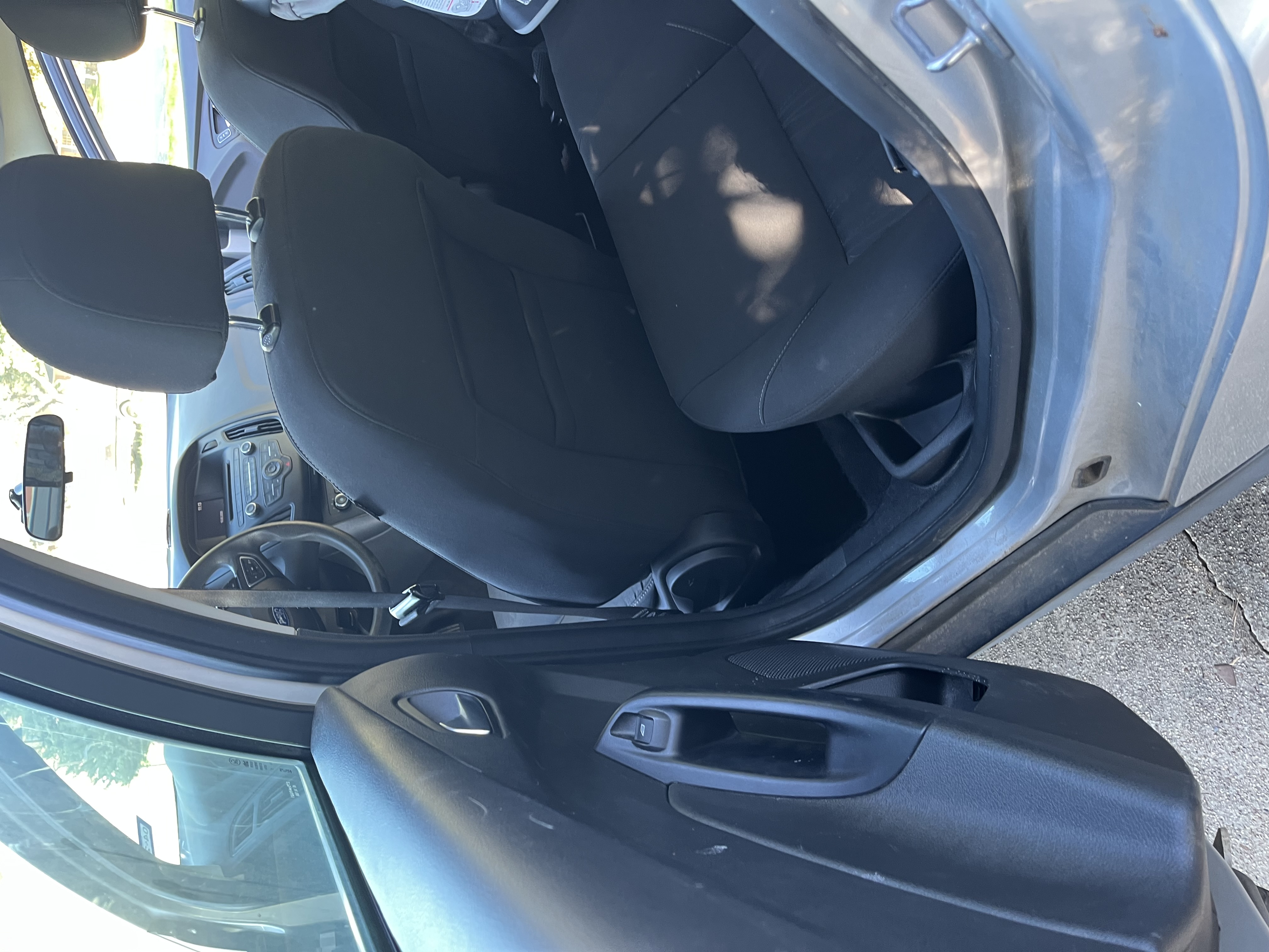 Used 2016 Ford Focus SE FWD image 9