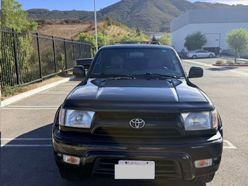 Used 2001 Toyota 4Runner SR5 w/ Sport Pkg RWD image 5