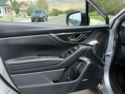 Used 2018 Subaru Crosstrek 2.0i Limited AWD/4WD image 10