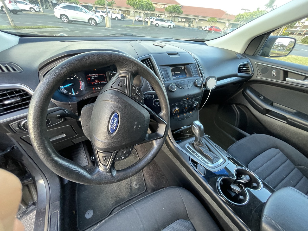 Used 2016 Ford Edge SE FWD image 10