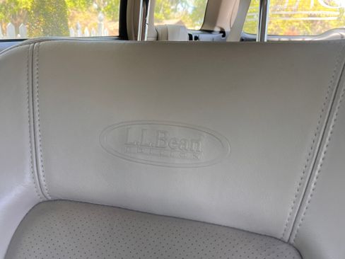 Used 2006 Subaru Outback 3.0R L.L. Bean image 7