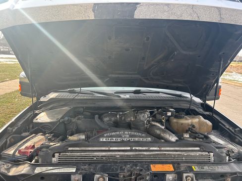 Used 2008 Ford F250 Lariat image 9