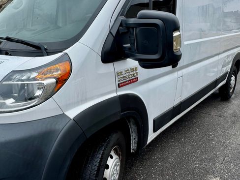 Used 2020 RAM ProMaster 2500 w/ Interior Convenience Group image 1
