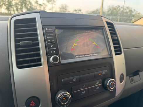 Used 2020 Nissan Frontier SV RWD image 17