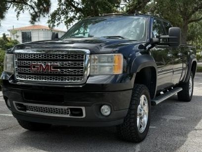 Used 2013 GMC Sierra 2500 Denali w/ Suspension Package, Off-Road