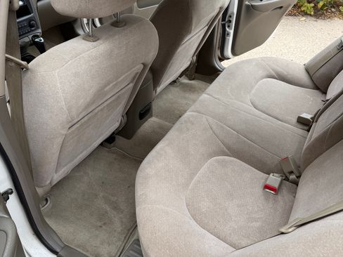 Used 2004 Hyundai Sonata image 12