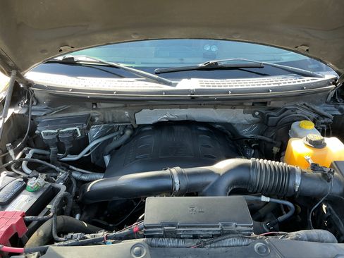 Used 2013 Ford F150 King Ranch w/ King Ranch Luxury Pkg AWD/4WD image 8