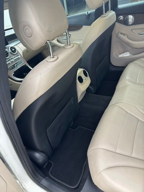 Used 2017 Mercedes-Benz C 300 4MATIC Sedan image 5