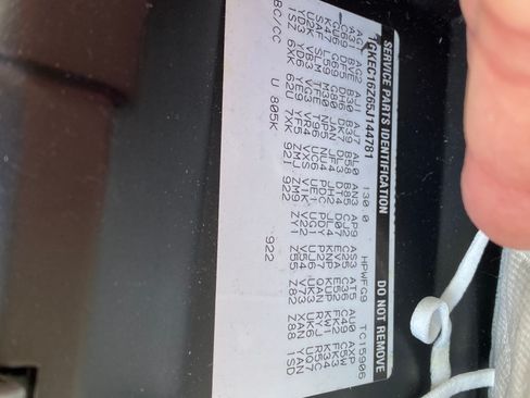 Used 2005 GMC Yukon XL SLT w/ SLT Preferred Equipment Group image 5