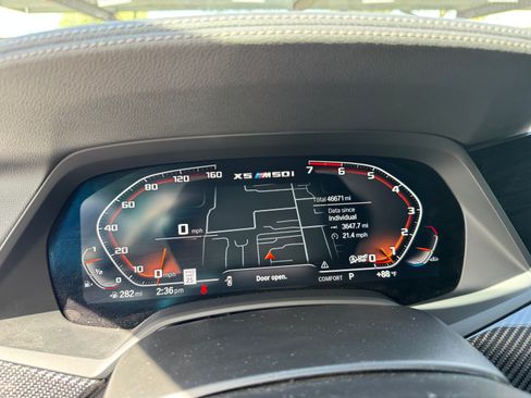 Used 2023 BMW X5 M50i w/ Executive Package image 9