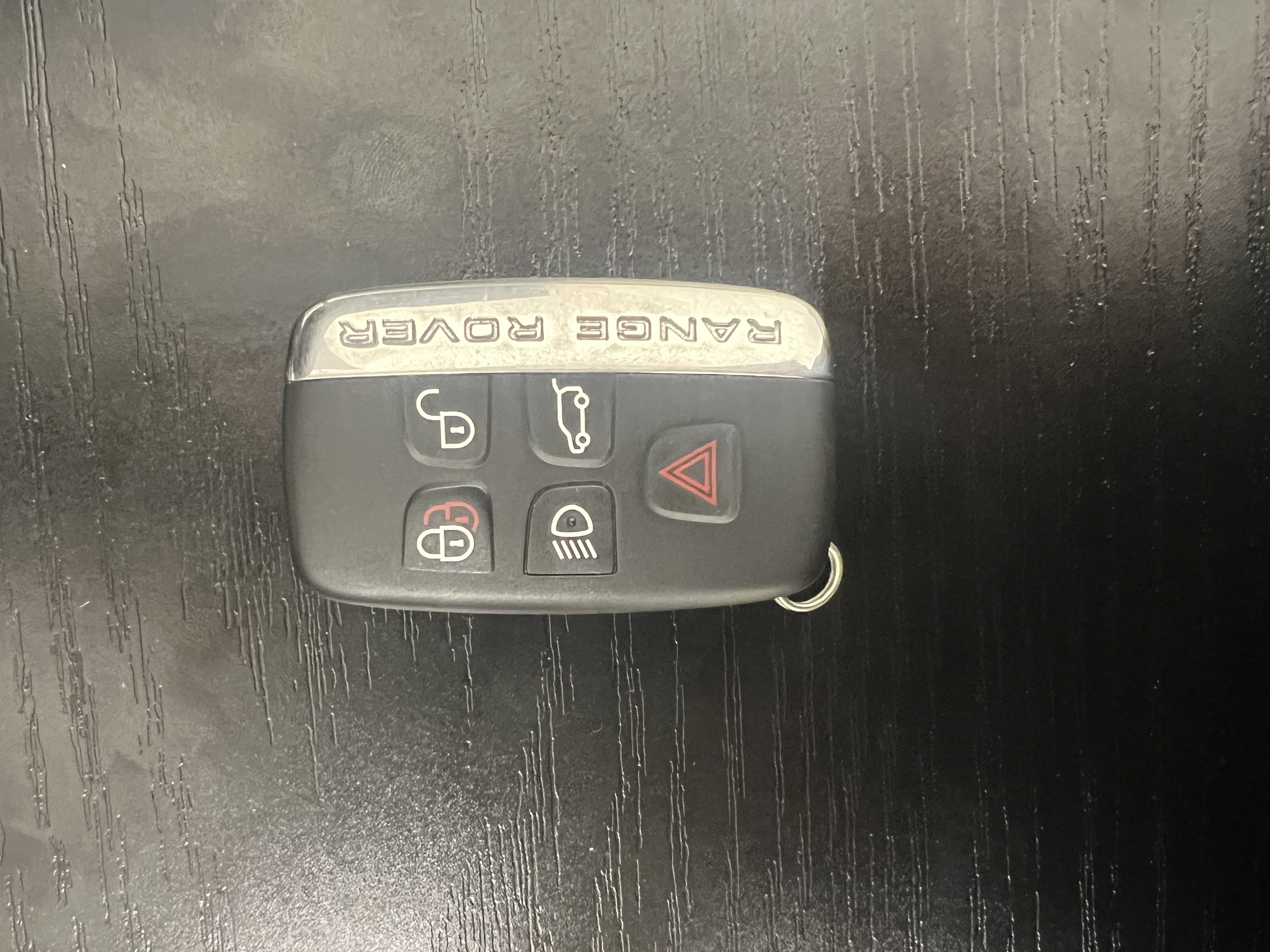 Used 2018 Land Rover Range Rover Velar R-Dynamic SE AWD/4WD image 19