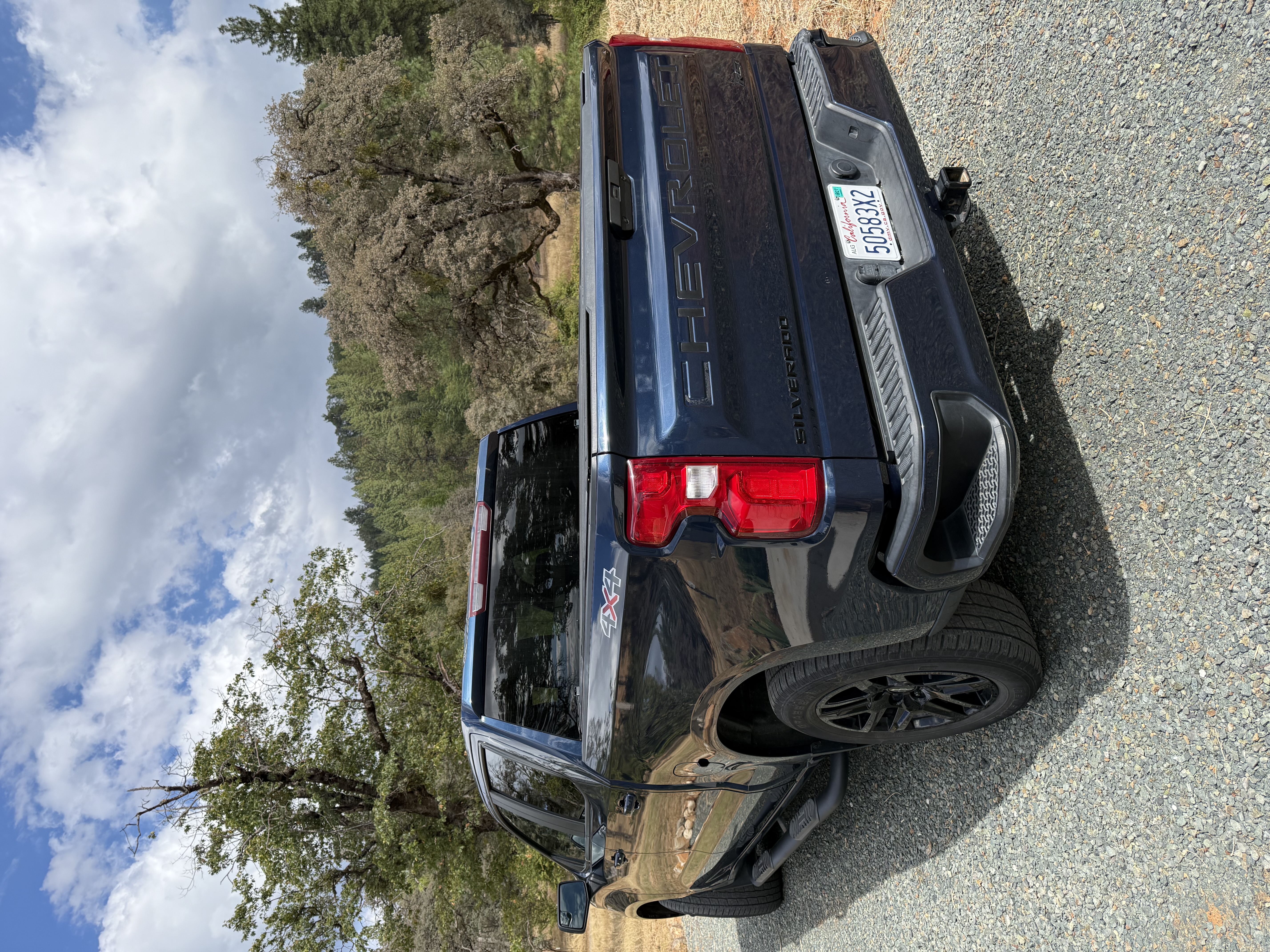 Used 2022 Chevrolet Silverado 1500 RST w/ LPO, Blackout Package AWD/4WD image 8