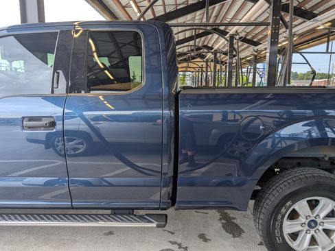 Used 2015 Ford F150 XLT w/ Equipment Group 301A Mid image 4