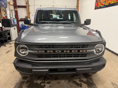 Used 2022 Ford Bronco 2-Door image 8