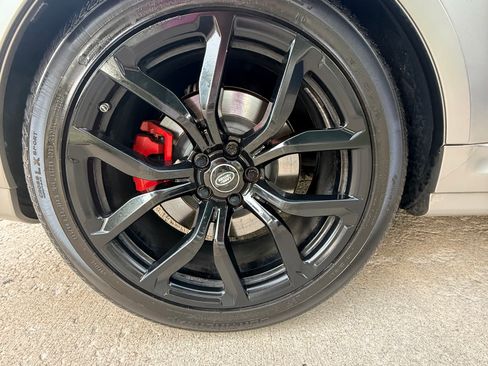 Used 2020 Land Rover Range Rover Sport SVR AWD/4WD image 11