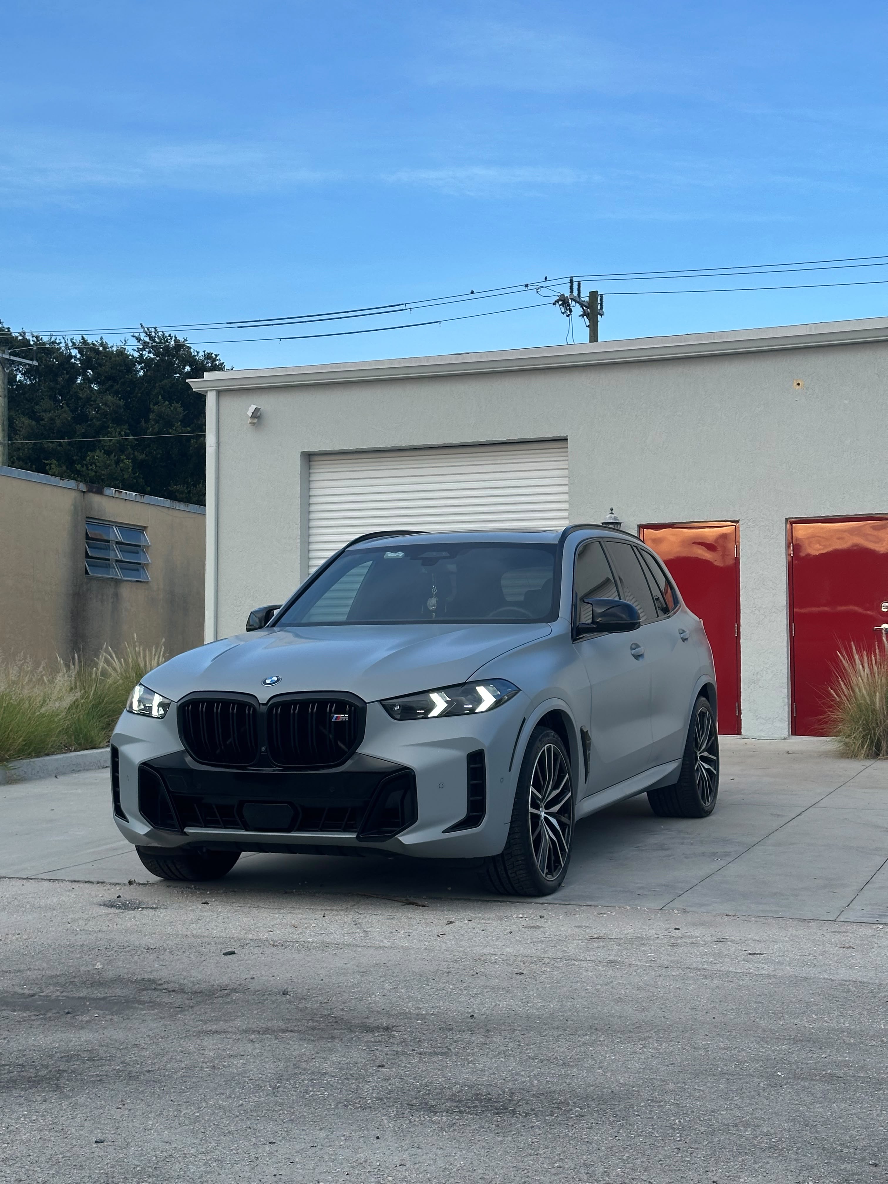 Used 2024 BMW X5 M60i AWD/4WD image 2
