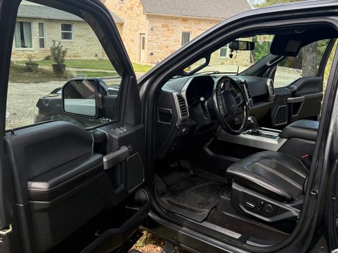 Used 2019 Ford F150 Platinum RWD image 11