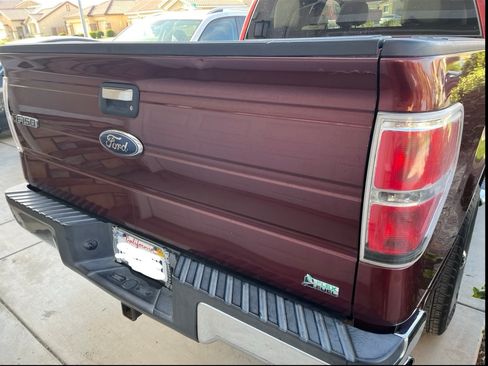 Used 2010 Ford F150 XLT image 2