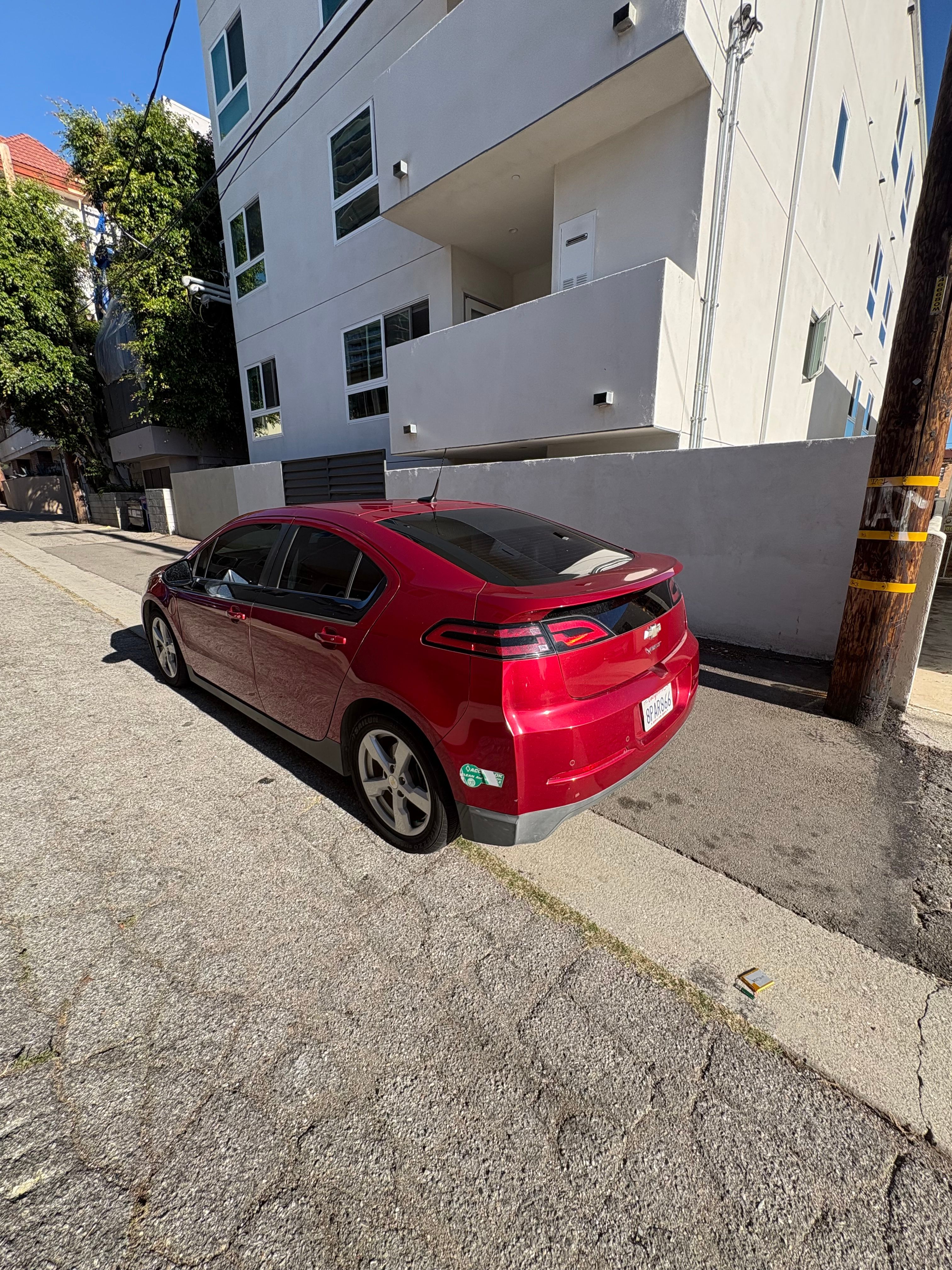Used 2013 Chevrolet Volt Premium w/ Premium Trim Package FWD image 5