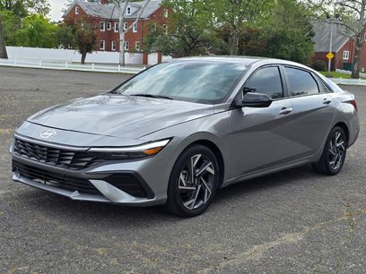 Used 2025 Hyundai Elantra Sport