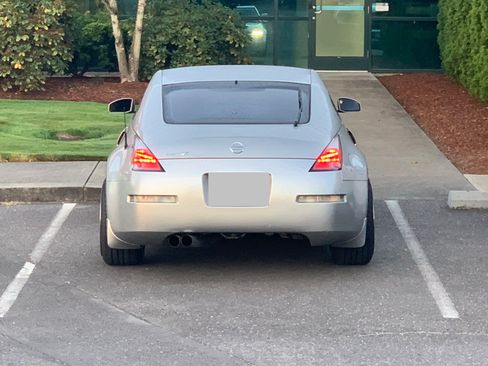 Used 2003 Nissan 350Z Enthusiast RWD image 19