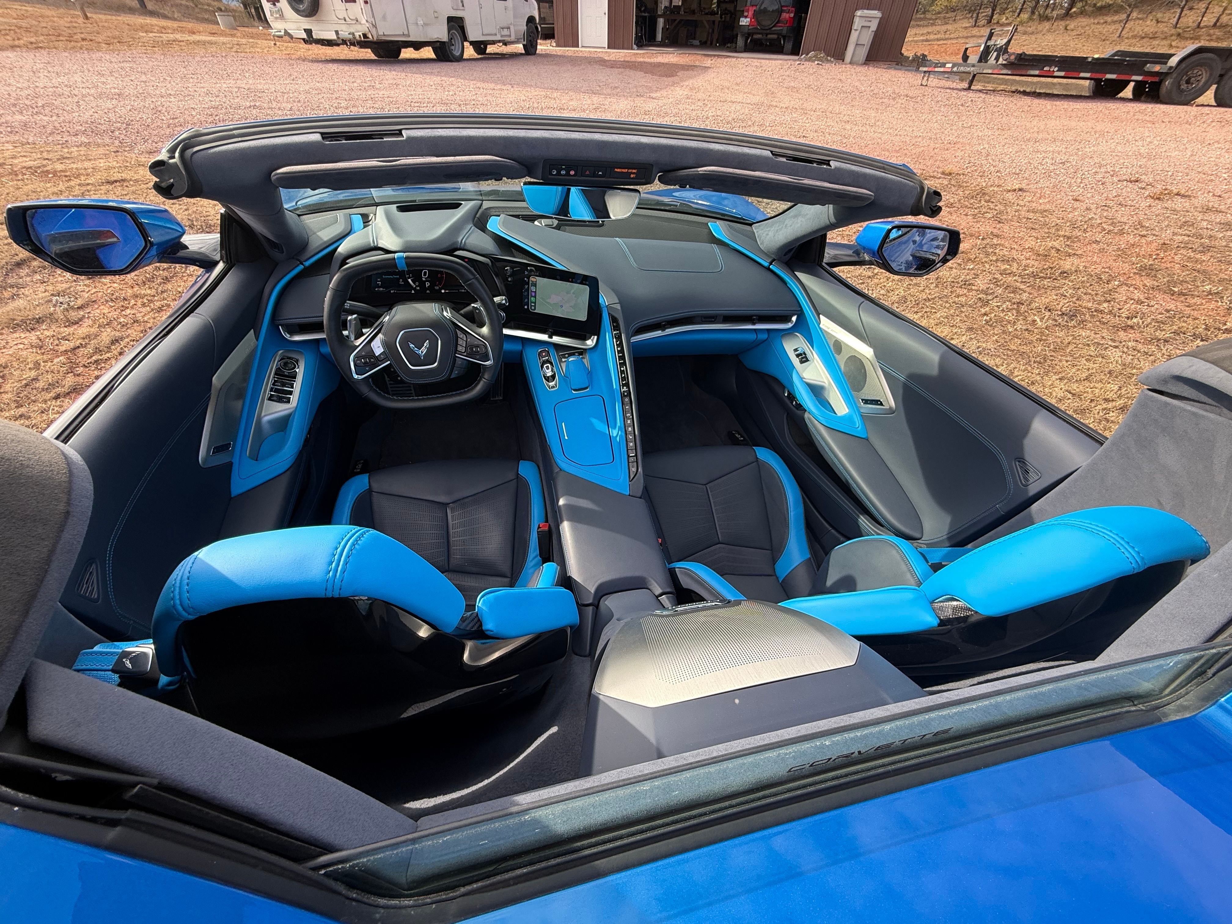 Used 2024 Chevrolet Corvette Stingray Premium Conv RWD image 5