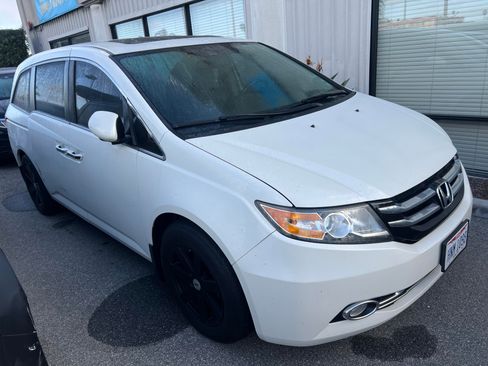 Used 2015 Honda Odyssey EX-L image 2