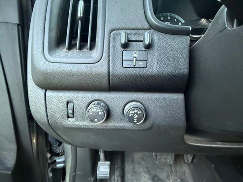 Used 2019 Chevrolet Colorado ZR2 image 16