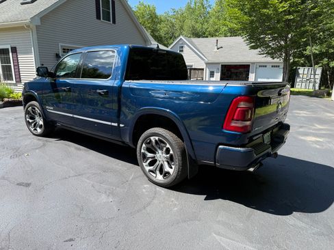 Used 2022 RAM 1500 Limited AWD/4WD image 9