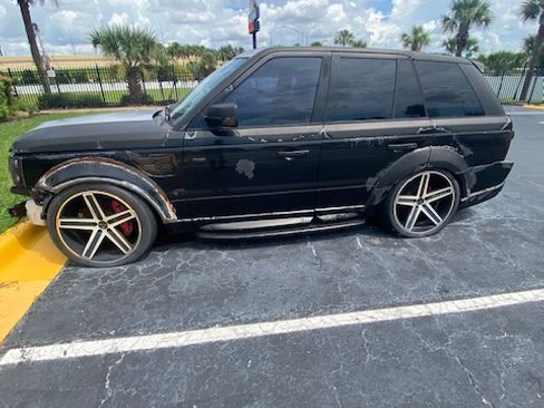 Used 2008 Land Rover Range Rover Sport Supercharged AWD/4WD image 1