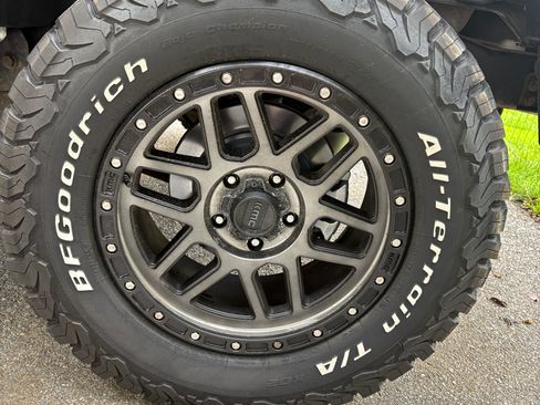 Used 2015 Jeep Wrangler Unlimited Sport w/ Quick Order Package 24S AWD/4WD image 16