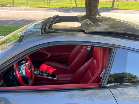 Used 2013 Porsche 911 Carrera w/ Sport Chrono Pkg Plus RWD image 16