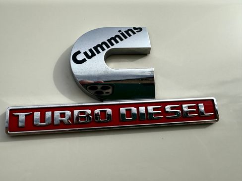 Used 2022 RAM 2500 Laramie image 2