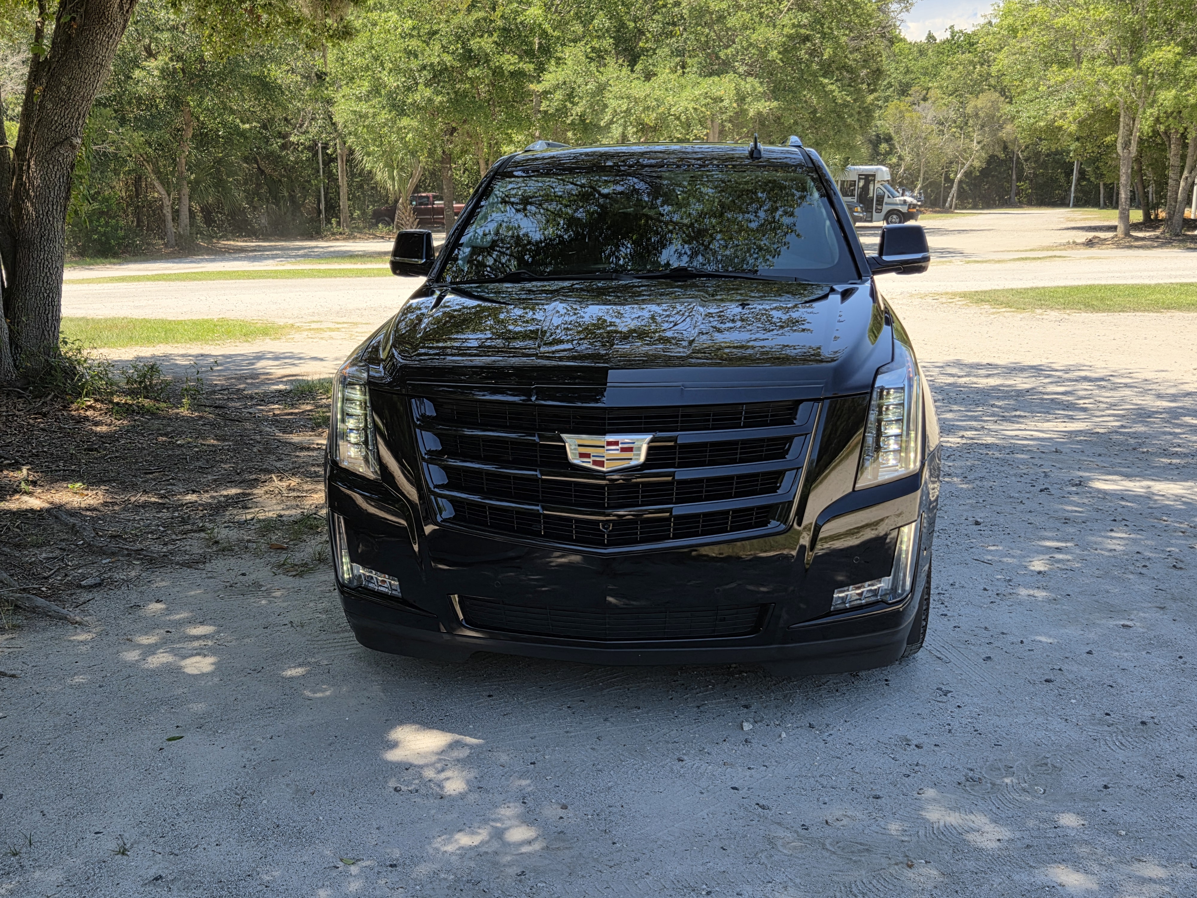 Used 2020 Cadillac Escalade Luxury w/ Escalade Sport Edition RWD image 14