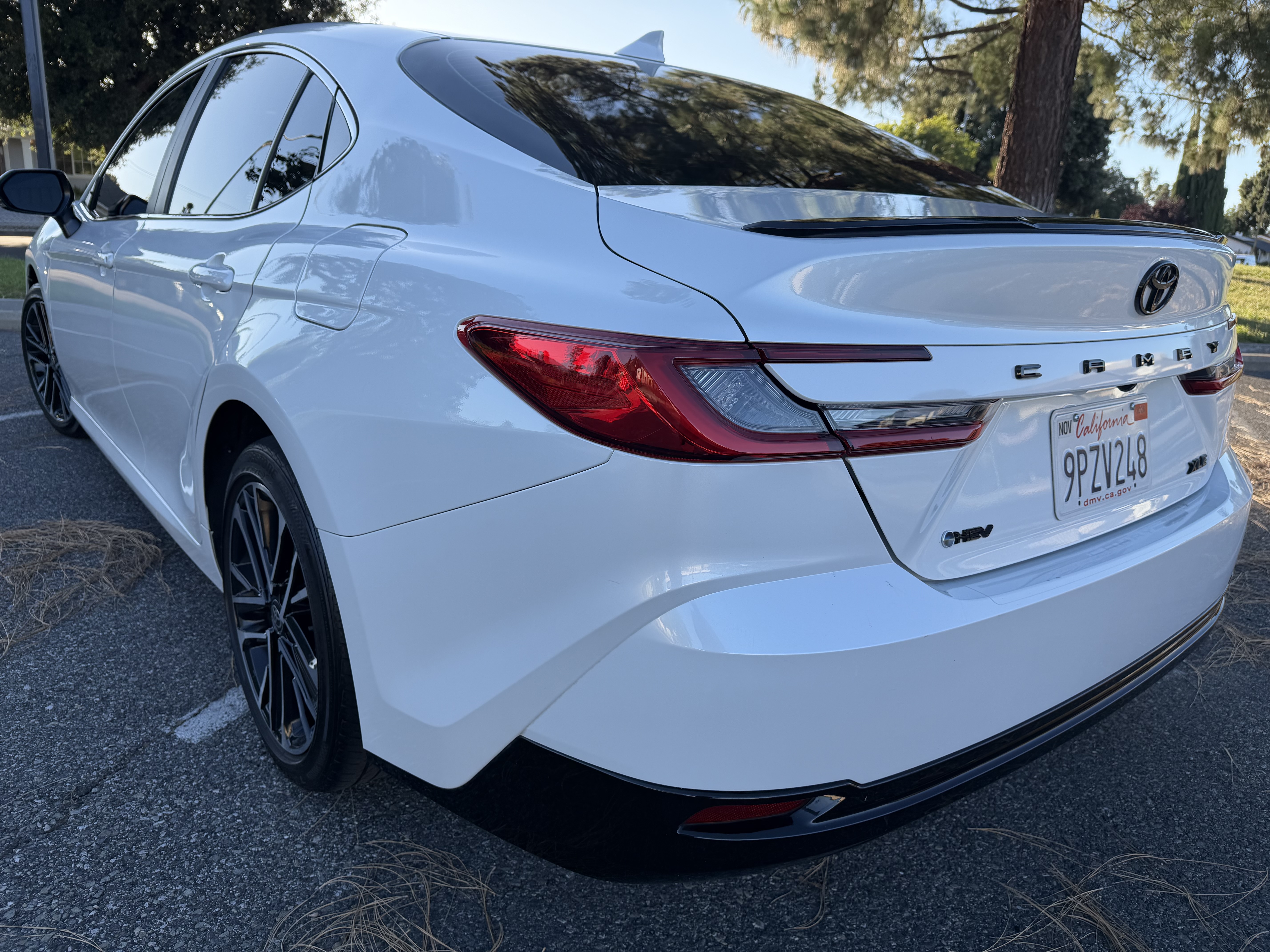 Used 2025 Toyota Camry XLE FWD image 10